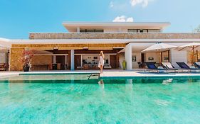 Villa Bliss